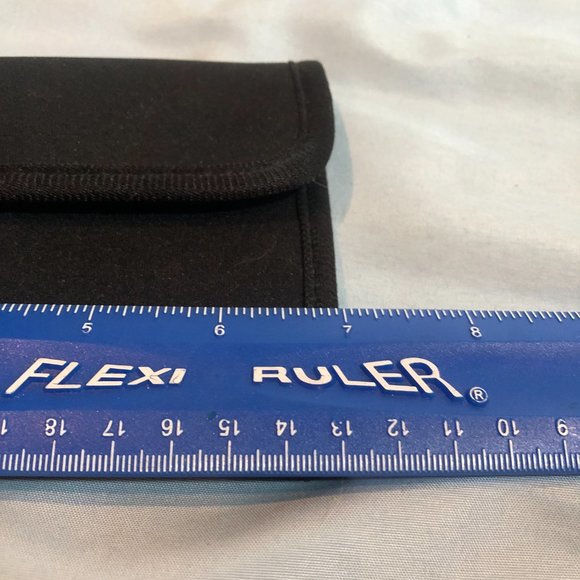 NEW HARD ROCK CAFE Black Neoprene Pouch w Bonus Hard Rock Pen #F57 - Picture 4 of 6